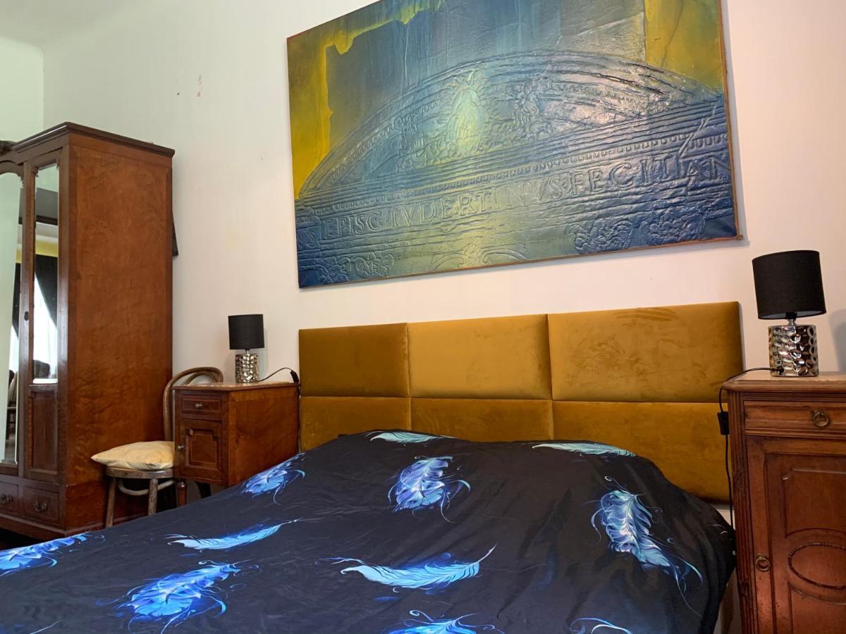 Beautiful And Charming Apartment In The Heart Of The Old Town วอร์ซอ ภายนอก รูปภาพ