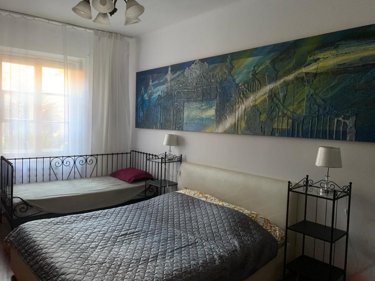 Beautiful And Charming Apartment In The Heart Of The Old Town วอร์ซอ ภายนอก รูปภาพ