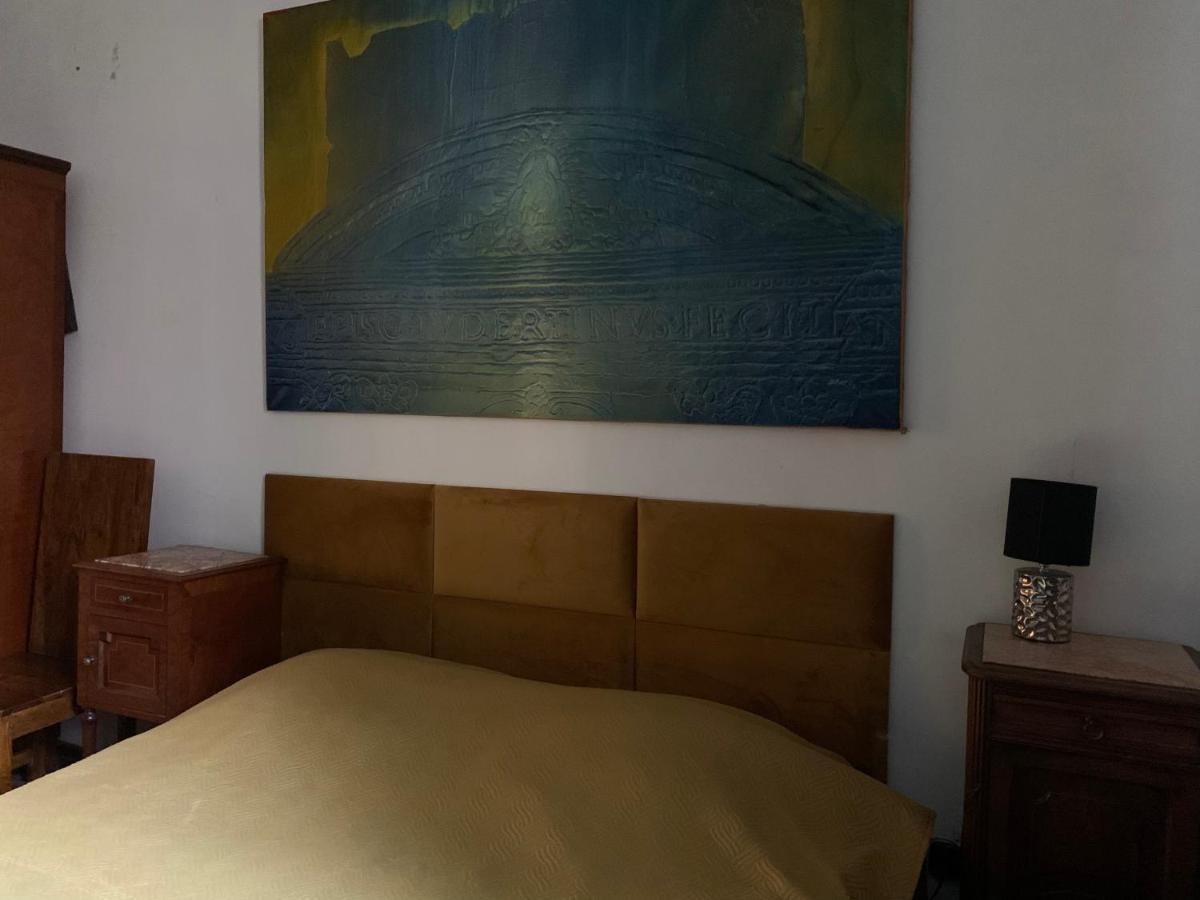 Beautiful And Charming Apartment In The Heart Of The Old Town วอร์ซอ ภายนอก รูปภาพ