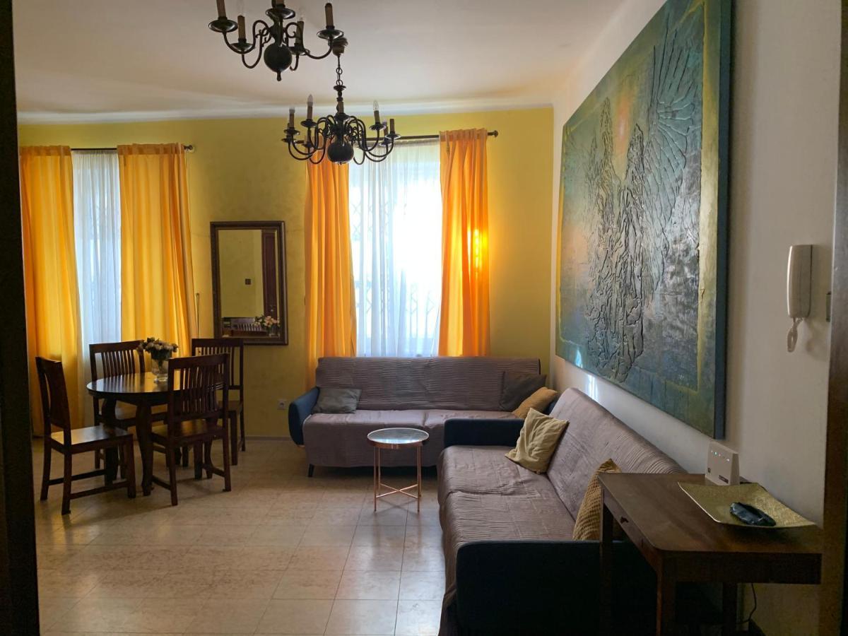 Beautiful And Charming Apartment In The Heart Of The Old Town วอร์ซอ ภายนอก รูปภาพ