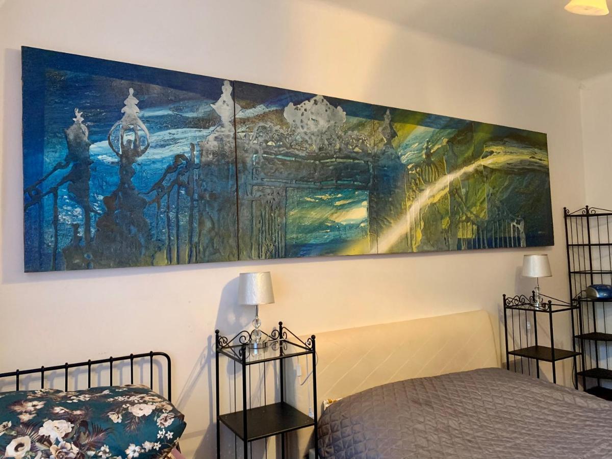 Beautiful And Charming Apartment In The Heart Of The Old Town วอร์ซอ ภายนอก รูปภาพ