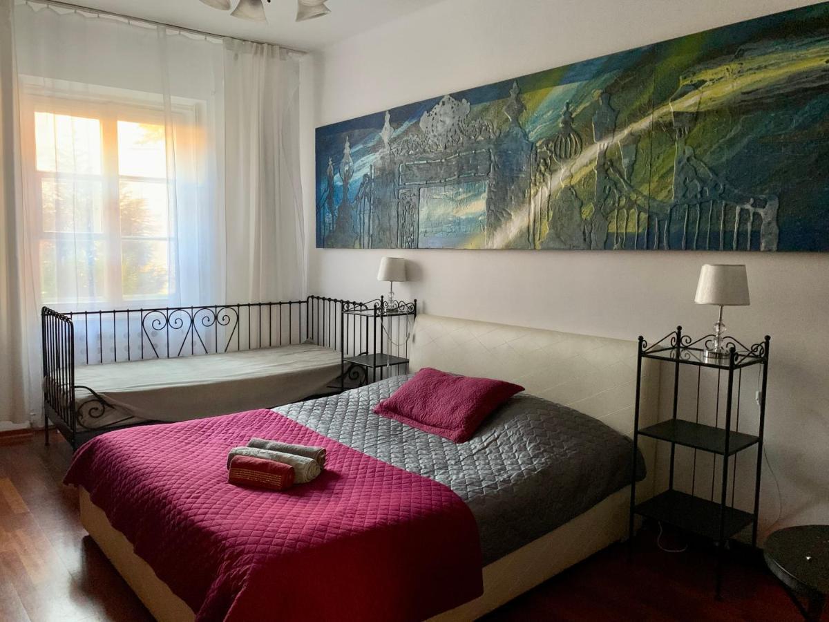 Beautiful And Charming Apartment In The Heart Of The Old Town วอร์ซอ ภายนอก รูปภาพ